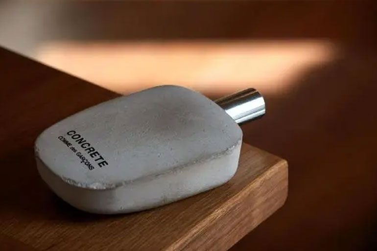 This perfume challenges traditional beauty and emphasizes imperfection and non tradition